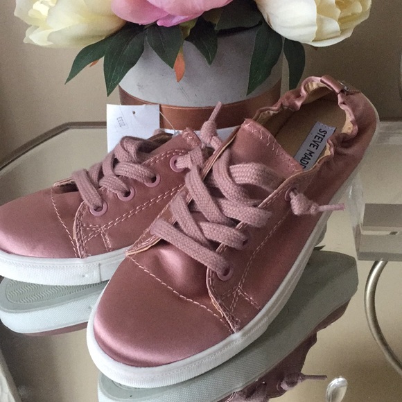 Steve Madden Shoes - STEVE MADDEN satin shoes sneakers